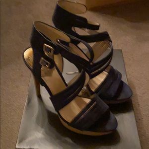 Vince Camuto navy high-heeled shoes